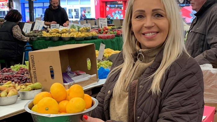 Kim-at-Teresa's-Salads